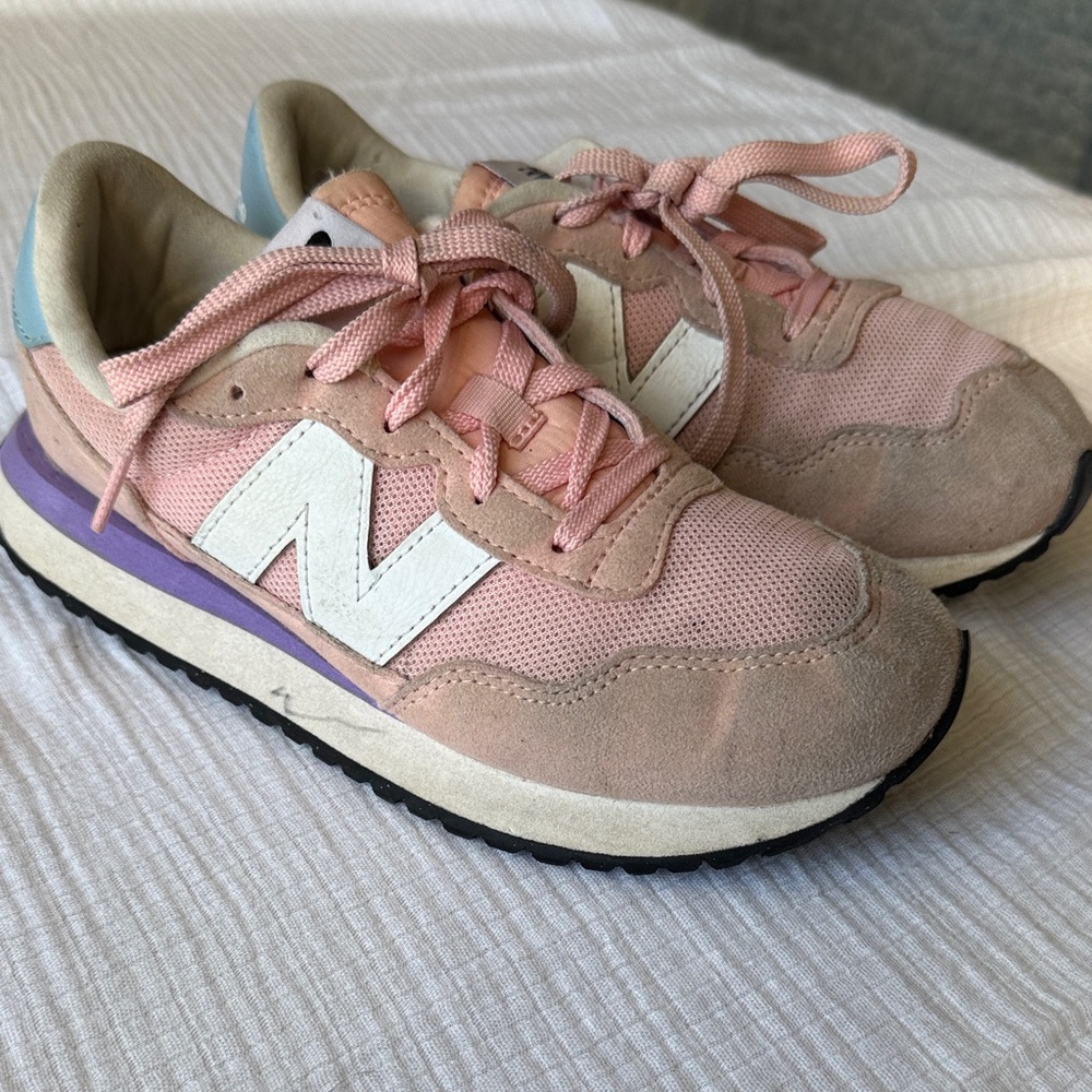 New Balance Pink and Tan Sneakers with White Logo youth 4.5
